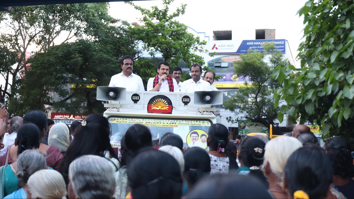 V_Senthilbalaji's tweet photo. கழகத் தலைவர், மாண்புமிகு தளபதி @mkstalin அவர்களின் ஆணைக்கிணங்க, இன்று கோவை தெற்கு தொகுதி ராமநாதபுரம் பகுதி, சுப்பையா லே-அவுட் மற்றும் திருவள்ளுவர் நகர், சவுரிபாளையம் பிரிவு பகுதிகளில், கோவை தெற்கு சட்டமன்றத் தொகுதியில், எனக்கு வாக்களித்து வெற்றி பெற வைத்த பொது மக்களுக்கு எனது நெஞ்சார்ந்த நன்றிகளை தெரிவித்த போது..