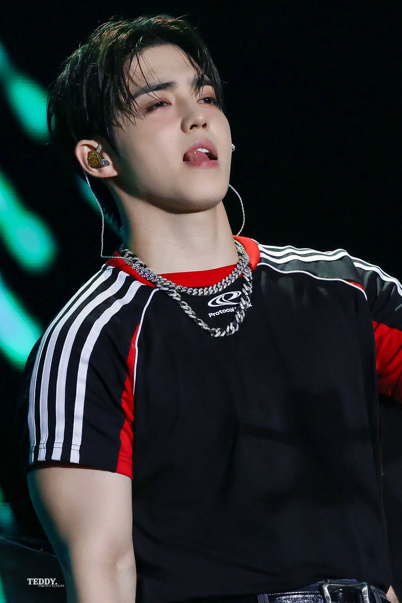 Teddyscps_8's tweet photo. 260531 ASIATOPMUSICFESTIVAL 

얼빠가 돼

#SCOUPS #최승철 #エスクプス #崔胜澈 #세븐틴 #SEVENTEEN @pledis_17 https://t.co/iuVP4bllQ8