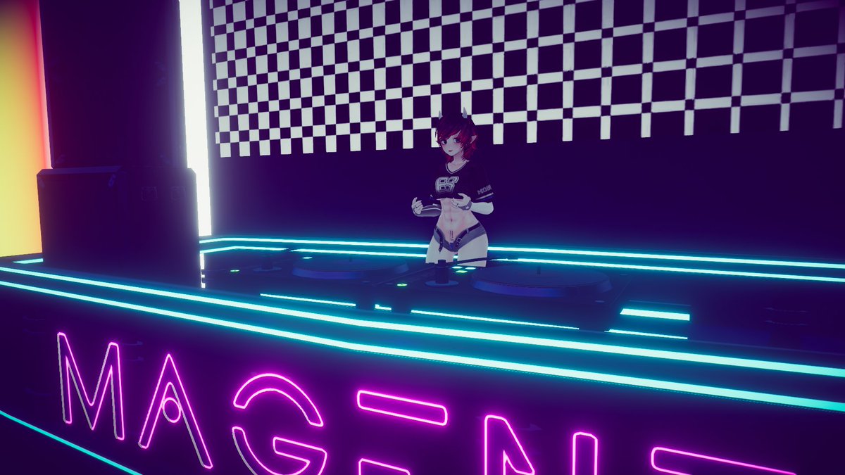 SeraAkai's tweet photo. Parsec at SHOWCASE
Parsec provided cool vibes of Drum'n Bass against audience at MAGENTA. It drew the dance of audience from its excellent track selection. It is always comfort to watch such cool DnB performance. Good Set!
 #showcase_vrc https://t.co/RbtbHHqVZ3