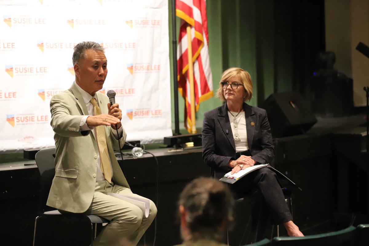 VetAffairsDems's tweet photo. Thank you to @RepSusieLee for hosting a veterans' housing town hall and for welcoming RM @RepMarkTakano to the conversation.

We must ensure our nation's veterans have a safe, stable place to call home and improve their access to timely, quality services. https://t.co/VV91YckAAr
