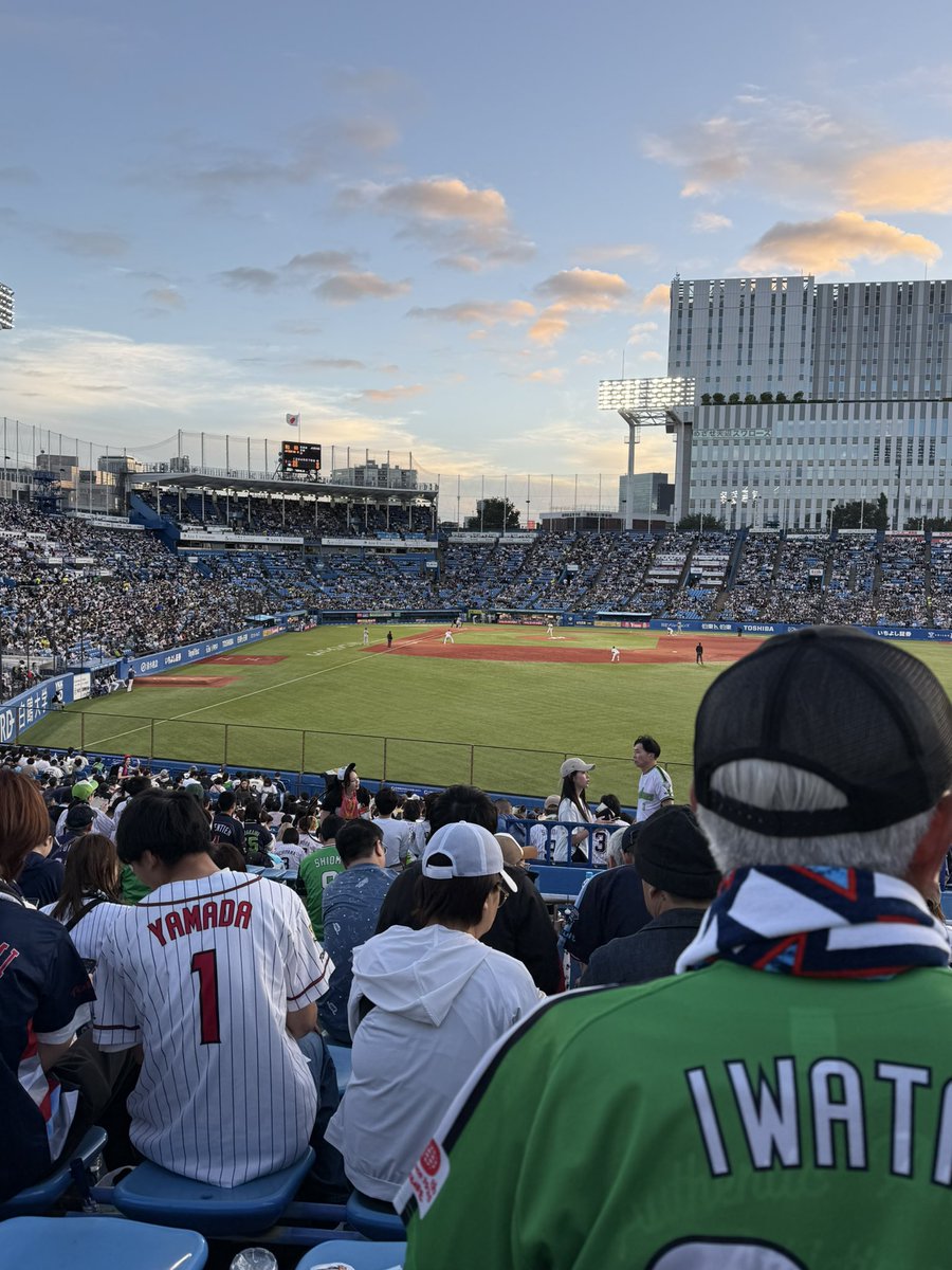 swahoooooo_____'s tweet photo. 現地9連勝！！ https://t.co/RsBGr9X7W7