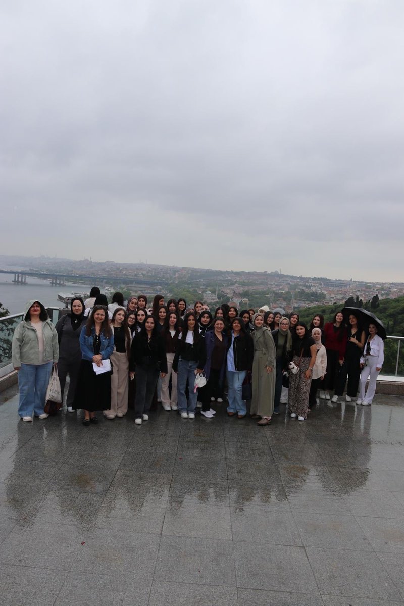 75Mtal's tweet photo. Okulumuz Felsefe Kulübü öğrenci ve öğretmenleri İstanbul’un kadim ve tarihi semti Eyüpsultan’da bulunan Pierre Loti Tepesi, Tarihi Eyüpsultan Hamamı Müzesi ve Eyüpsultan Camii’ne ziyarette bulundular. https://t.co/FC1yl1r6ia