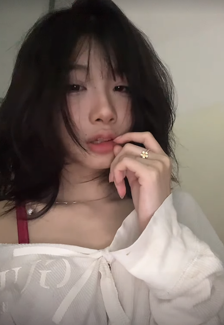 2handnl's tweet photo. Cứ đến h này là nứng https://t.co/iUsF9cYGmt