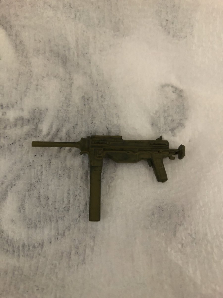 muttin2nd1's tweet photo. #30MS #銃器
実銃はブラックですが、墨入れが映えなくなるので敢えてタン・カラーで塗ります。 https://t.co/mo4DWKFxEZ
