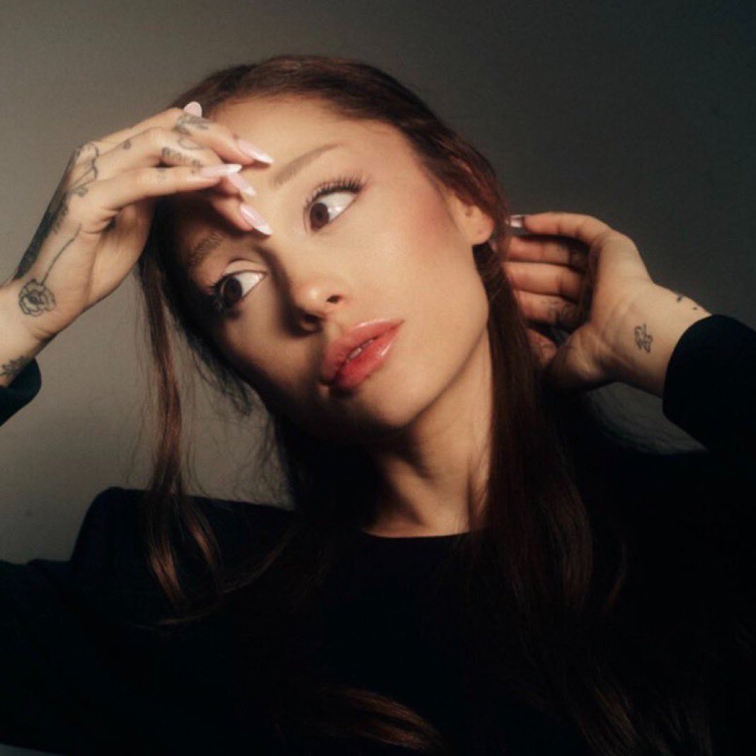 arianagrandebr's tweet photo. 🚨 ESTÁVEL! “hate that i made you love me” continua em #1 no Spotify Global e tem AUMENTO de streams para 6.2 MILHÕES. https://t.co/05h3AhT2gK