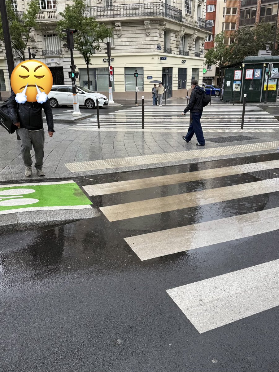 BGianeselli's tweet photo. Boulevard de la Villette : c’est sympa pour les piétons aussi ! https://t.co/dffRHVzeRG