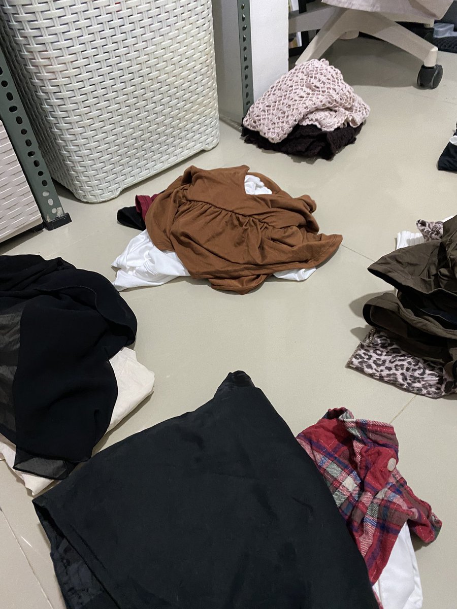 mxv_archives's tweet photo. Sorting for php 199 each set https://t.co/2tntpzwgKw
