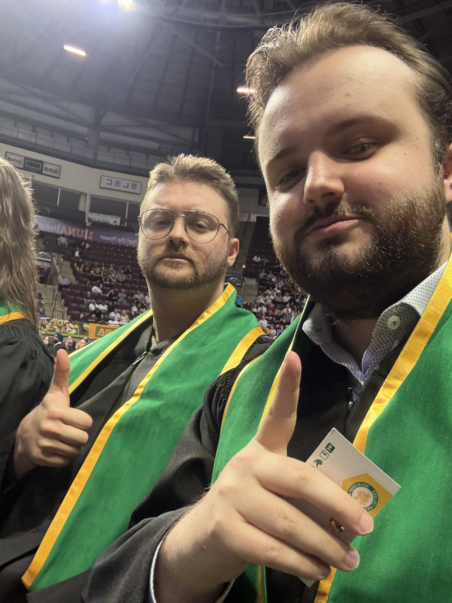 PhazerCS's tweet photo. Yesterday I officially graduated from my Esports Administration & Entrepreneurship program at St. Clair College.

When I began this chapter of life I told myself that if I didn’t meet anyone or put myself out there within the first week or so of classes that I would drop out and try to find a full time job elsewhere. My experience at University of Windsor was frankly horrible and besides 1 individual I never really met anyone new.

On my first day at St. Clair I made a decision to try and talk to my fellow classmates and I am so happy that I did. Over these last 2 years I have made the best memories and met so many people I will never forget. 

I want to shoutout all my of friends that I have met. I will not be tagging anyone because the list is so extensive but you have all made me a better person and I am extremely grateful I got to work alongside such amazing people.

I want to thank @TheEsportsProf and David Rabinovitch for being such great teachers throughout my last 2 years and encouraging myself to keep learning and working on this that I am passionate about.

This doesn’t mark the end of my journey at St. Clair College though. In the fall I plan on returning to take Computer Programming and continue to work alongside everyone in the esports department to further improve my skills and grow my connections. 

Cheers.