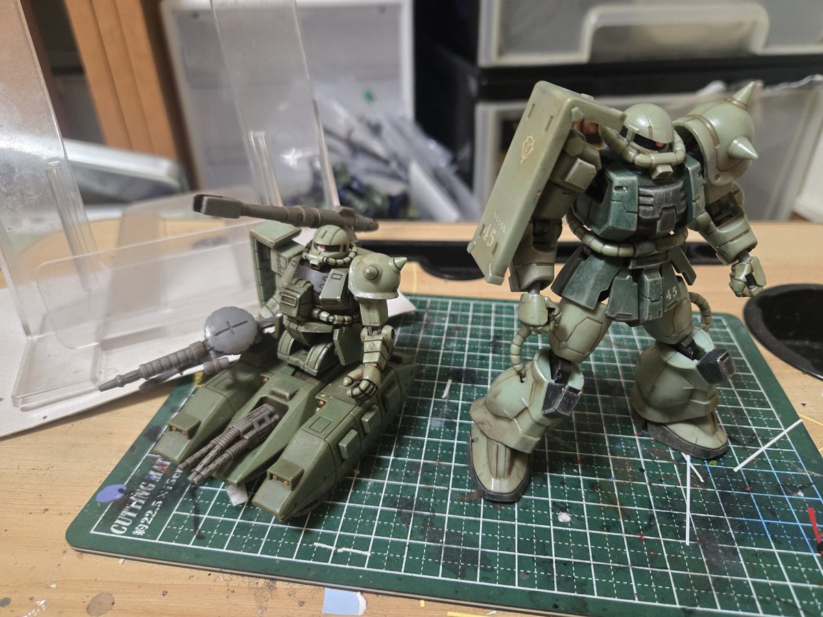hidekichi_hg's tweet photo. 魔窟から引っ張り出してきたMIAのなんちゃってザクタンクとサイズの近しいGフレームザク
とりあえず合体させてみましたが腕さえ作れたらちゃんとしたザクタンクが出来るかも？(((^_^;)
#ガンプラ好きとつながりたい https://t.co/qytq04fCXO