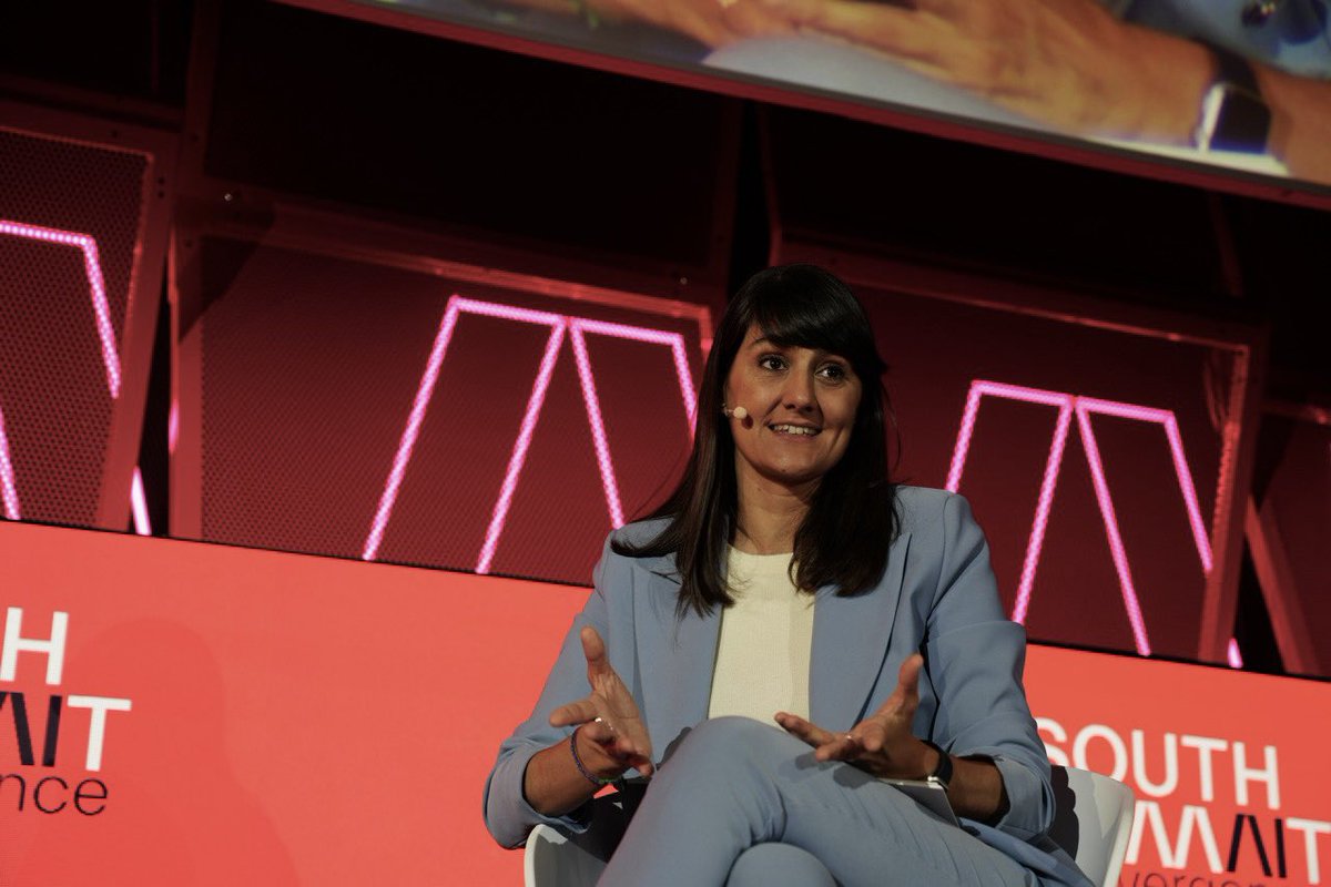 SEDIAgob's tweet photo. Lanzamos el espacio 'Mujeres y Tecnología':
➕ Formación
➕ Eventos 
➕ Networking 

Para conectar talento, crear oportunidades y visibilizar a las mujeres que están transformando la tecnología

Lo ha anunciado la SE @mariagv en #SouthSummit2026 

👉https://t.co/VfVJLmLCV8 https://t.co/nAtXO4QQxf