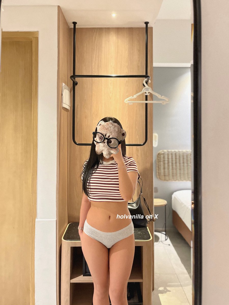 holvanilla's tweet photo. perutnya lg gemoi bgt🥴🤏🏼 https://t.co/nen1txkSXX