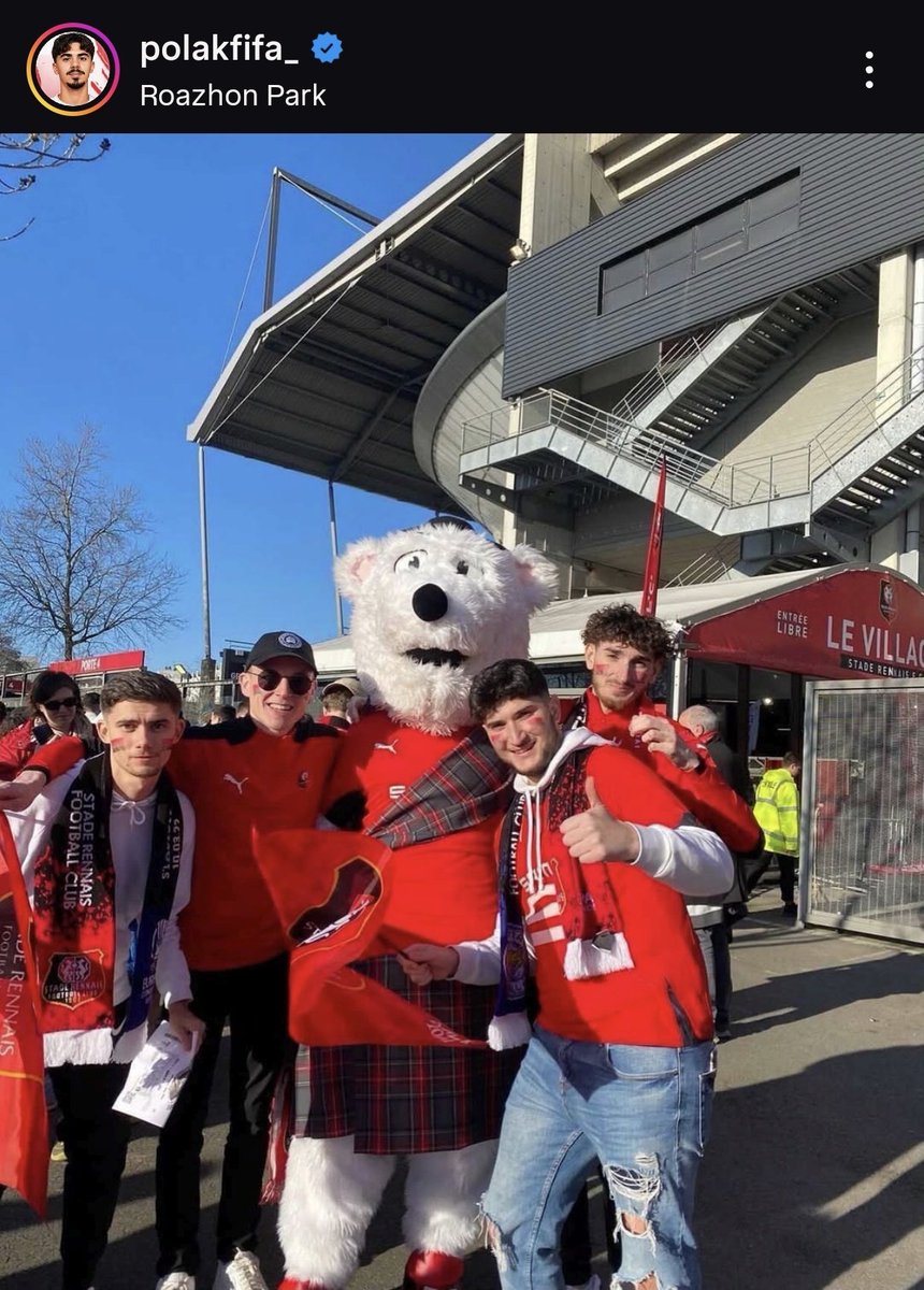 bikoulelamafou's tweet photo. Le footix originel https://t.co/SxfOHt8UMF
