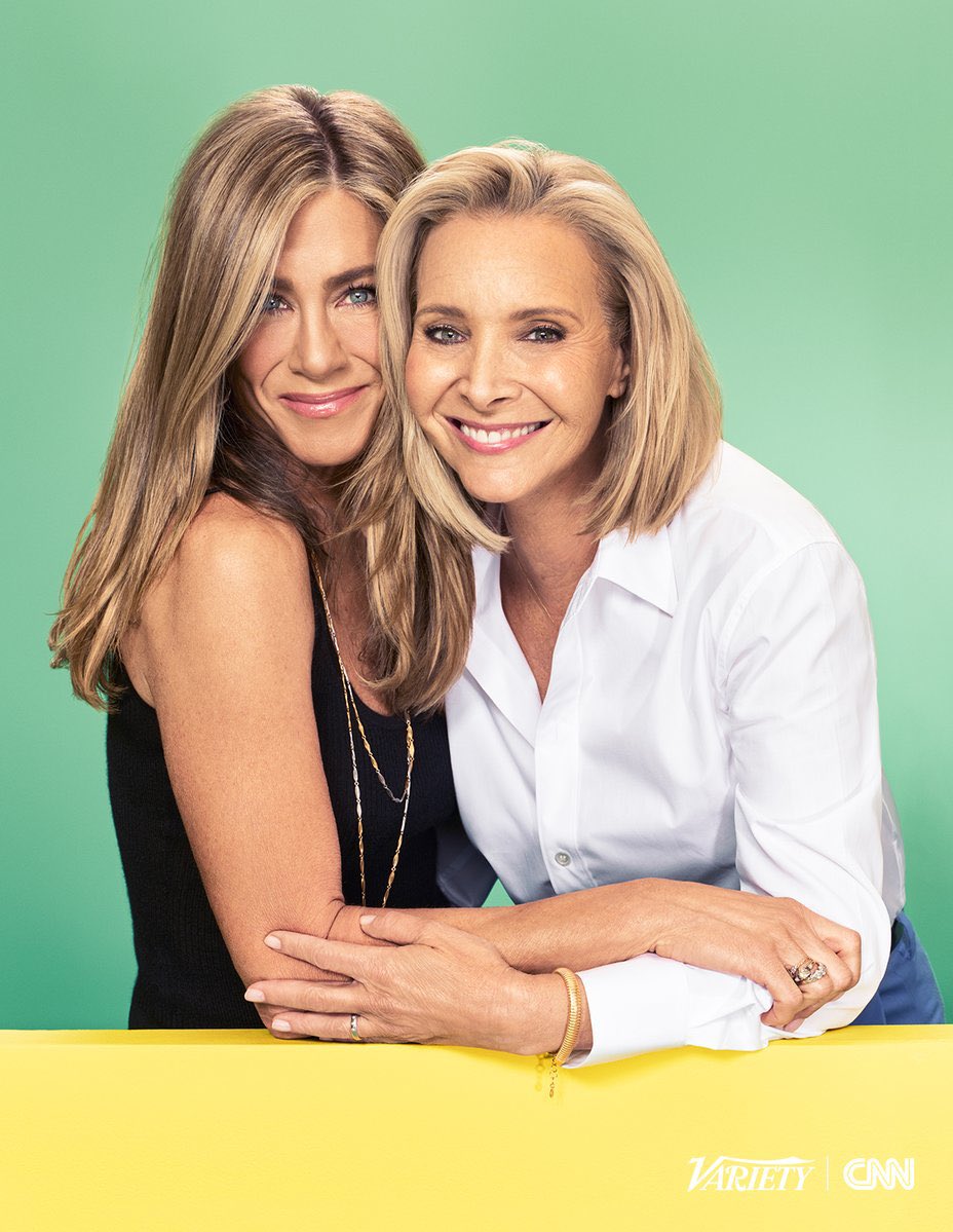 PopCrave's tweet photo. Lisa Kudrow &amp; Jennifer Aniston for Variety’s Actors On Actors.

📸: Mary Ellen Matthews https://t.co/9t28mNKTrU