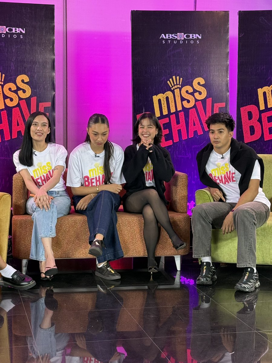 ofc_iwant's tweet photo. EPISODE 1 was definitely a ride! 🎀

A huge thank you to our SOSHmates who joined the chikahan sesh with the cast and tuned in to The BHIVE Live Hangout!

If you missed it, don’t forget to catch #MissBehave Episode 1 for FREE only on iWant!

#MissBehaveNowStreaming https://t.co/bYni1JLE4R