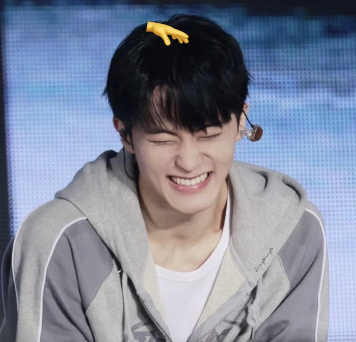 8mkitty's tweet photo. 마크! 준비됐어?!!
이 세상 끝까지 훨훨 날아올라보자!!!!!!!!
맠프들이 뒤에서 넘어지지않게 꼬옥 잡아줄게🤍 https://t.co/X9ZM3nNJVT