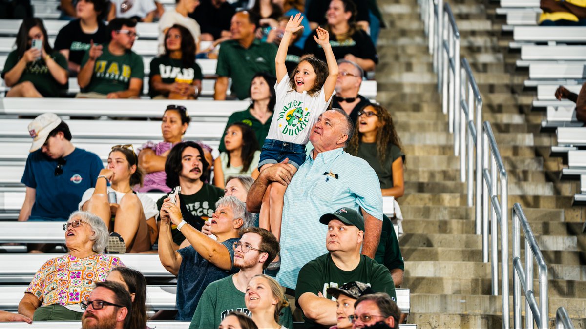 UAB_Athletics's tweet photo. 🤩 Calling all Jr. Blazers! 

Blazer Buddies Kids Club is  now on sale for the 2026-2027 season! 🐉 

📰 https://t.co/xFQv8B67MR
✍️ Register Here: https://t.co/bL6mdTXFnm

#WinAsOne https://t.co/JiaoxSR4YU
