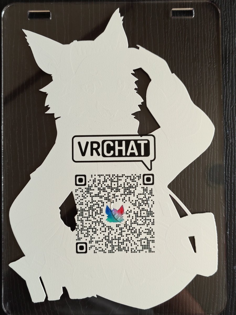 _DonbaY_'s tweet photo. SHIFT LINK フレンズ様（@sftlinkfriends）より
アクリルネームプレートを作成して頂きました！
NFCタグとQRコードもあるので自己紹介も秒で出来るぞ～！ https://t.co/n2qWBx25Ik