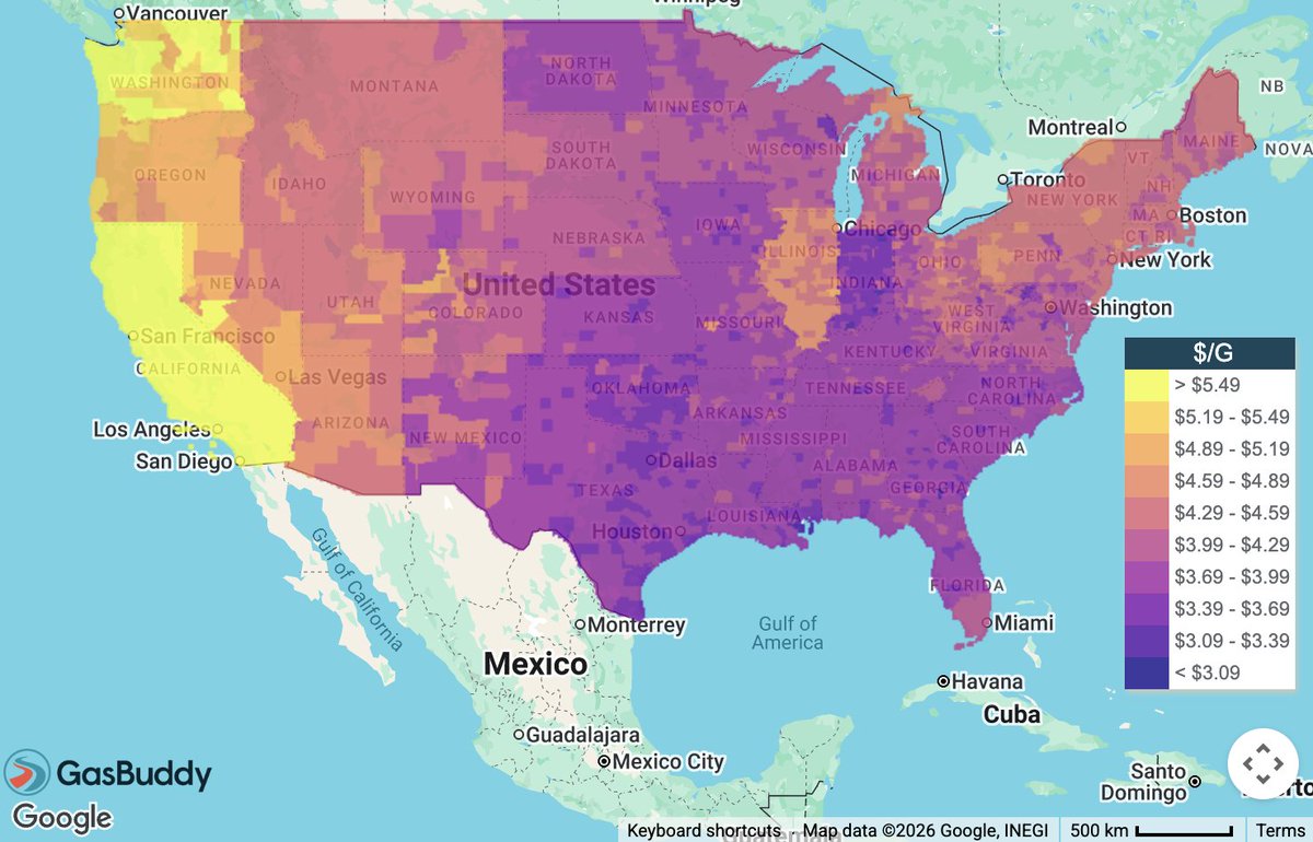 RoadMN's tweet photo. Average gas price in USA $4.26
Average gas price California $5.99 https://t.co/pDiYeElfNC