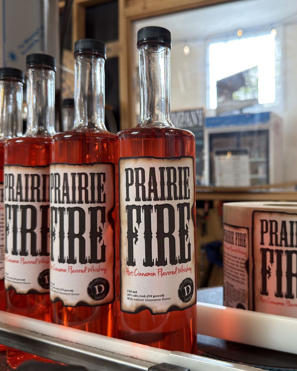 IowaDistilling's tweet photo. When fresh Prairie Fire bottles are heading down the line, you know it's a good day. ☀️ Your new summer favorite = handled.

#cinnamonwhiskey #prairiefire #siplocal #distillery #localspirits https://t.co/D3uIEhhopV