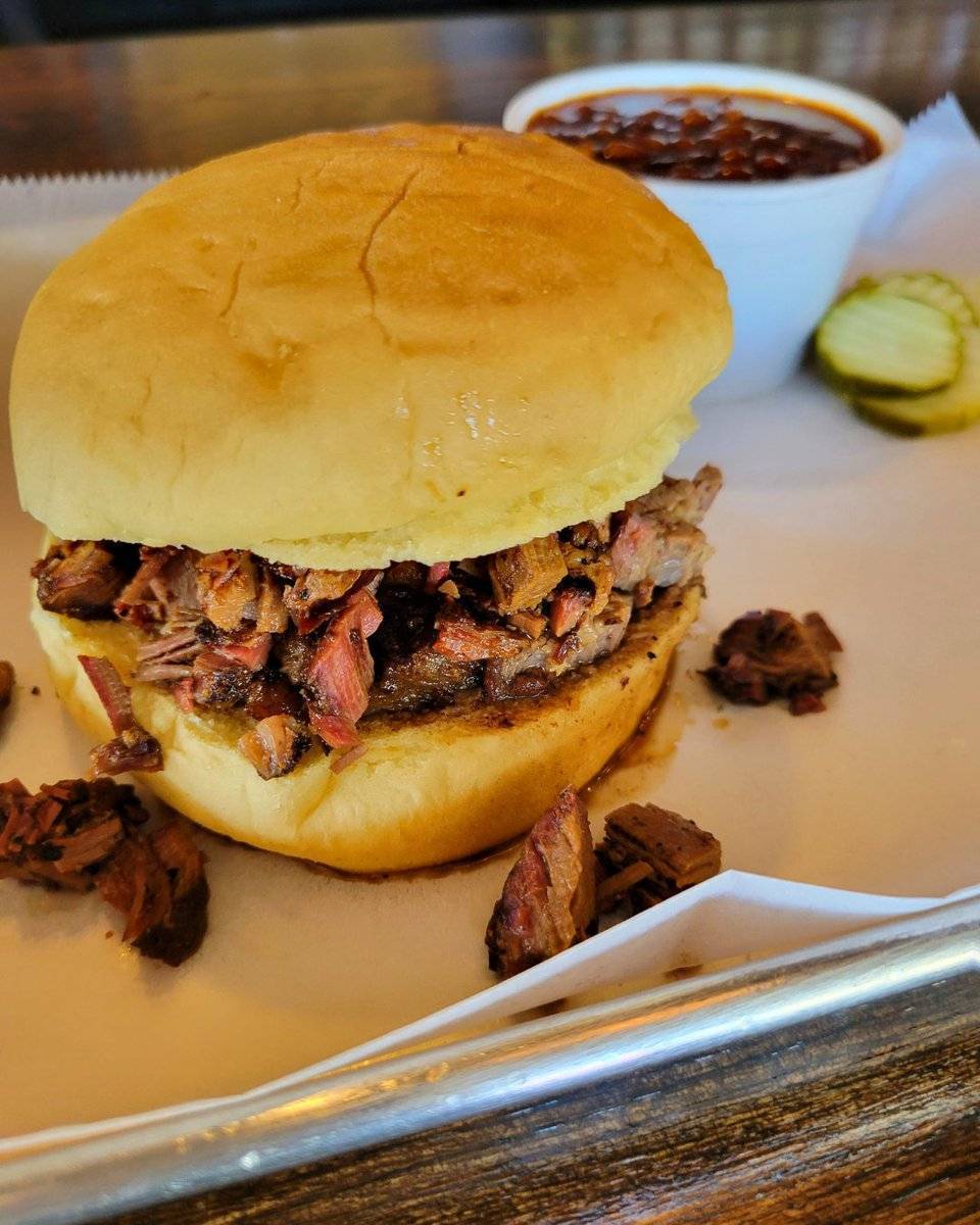 crazygoodeats's tweet photo. Wednesday's Specials:
10.99 Lunch - Debris Sandwich with a side 

Dinner special is our Big Smoked Chicken! Smokin' Chicken Plate (Save $2!) or Family Chicken dinner (Save $11!)

https://t.co/EUidA8Wfdu

#crazygoodbarbeque #crazygoodbbq #kceats #kcbbq #olathebbq https://t.co/DekfgrmVEX