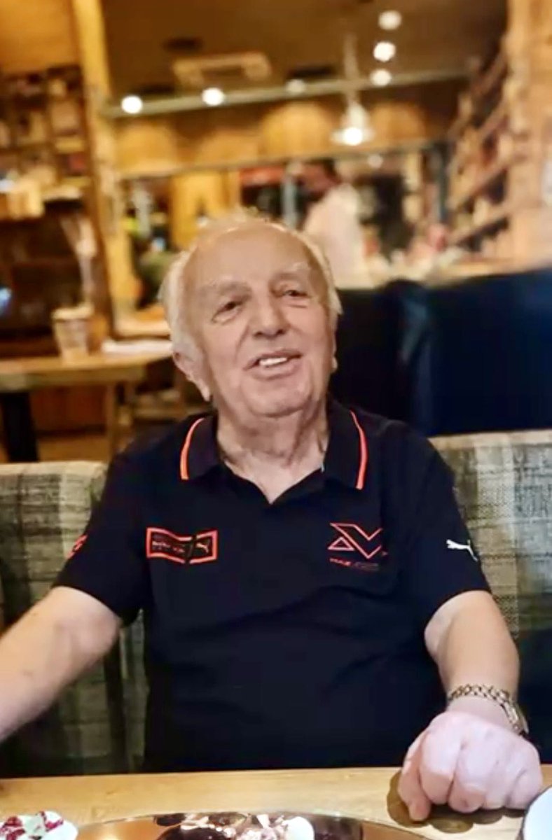 1Kuka's tweet photo. Shuhet Prof. Dr. Reshat Kuka! - Foto e Ditës... https://t.co/YbiLkYwKNW https://t.co/tnL1AxUE7J