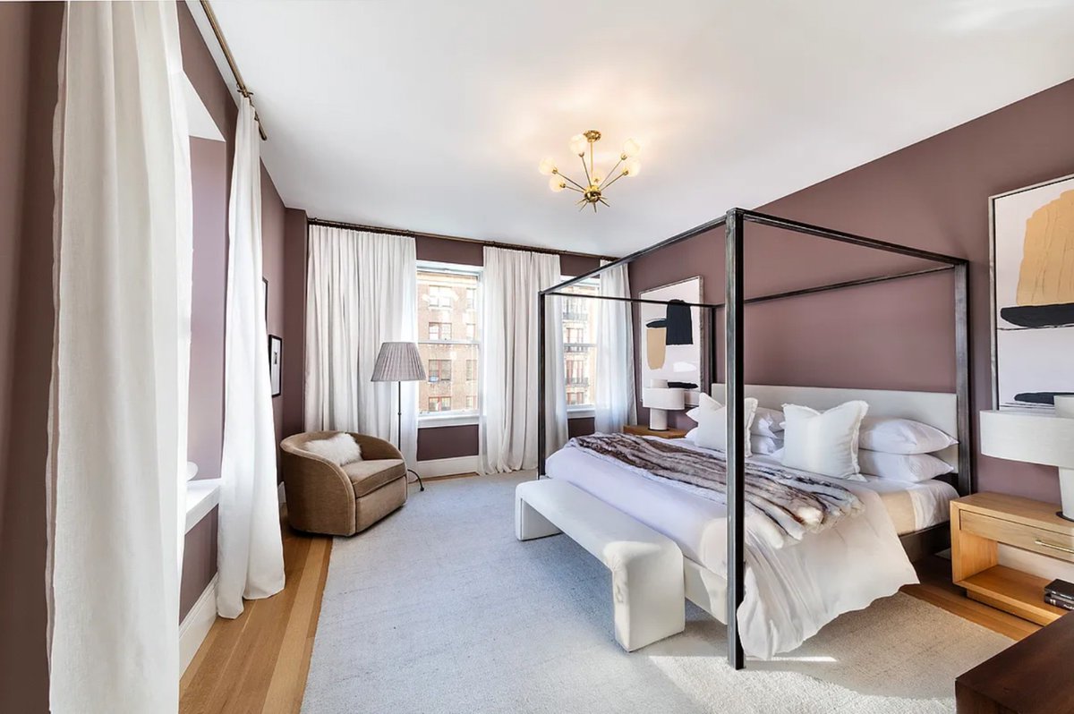 Decorilla's tweet photo. Your bedroom should feel like your personal retreat 🛏️✨ From the right bed and lighting to statement accents and color pops, this checklist covers it all. 

#BedroomGoals #InteriorDesignTips #HomeInspo #CozySpaces #DesignChecklist https://t.co/vG3PxAZBFq