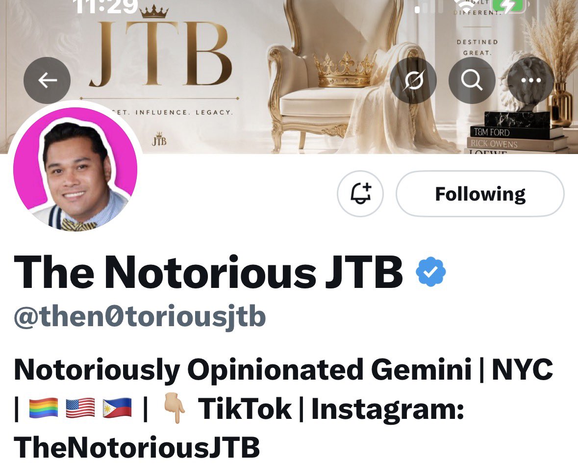 Jane9873's tweet photo. Did not Meghan Markle just speak about online trolling? Now she sends a gift to The Notorious for his hatred on line aimed at Catherine &amp; other members of the Royal Family???  Not sure why I am bothering noticing, but when will she disappear to her private life ? https://t.co/sx4M0rhL4h