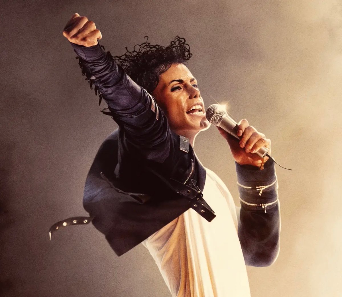 historyrock_'s tweet photo. “Michael” is about to reach $900 million at the box office!! https://t.co/mYxabRhUy2