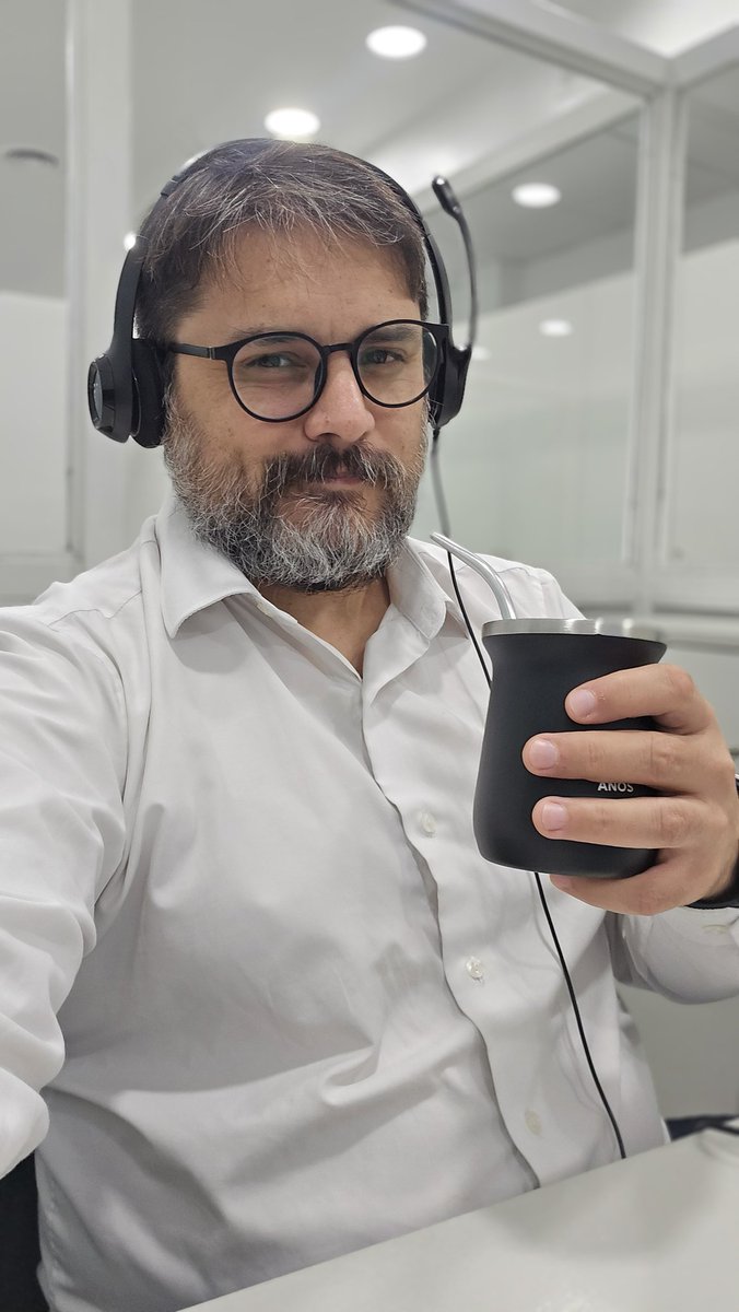 AExequielCS's tweet photo. Arrancando la mañana! Miércoles no te temo. https://t.co/uKhfgJ8VZR