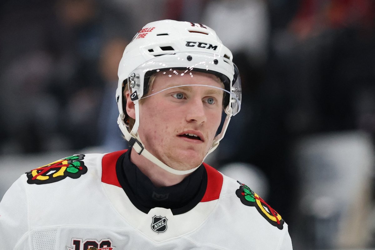 OnTapSportsNet's tweet photo. Blackhawks' forward Oliver Moore received some high praise from Matthew Tkachuk after the two played together for Team USA. 

@FourFeathersPod | #Blackhawks | @LuceOnTap https://t.co/DA1WUV2XKh