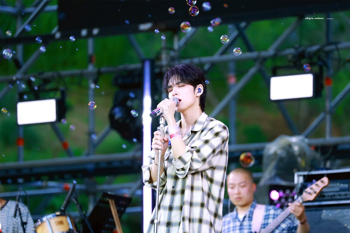 allegrodante_'s tweet photo. 260531 뷰민라

🫧🌱🍀
#WONPIL #원필 #DAY6 #데이식스 https://t.co/mpi1BrNWhk