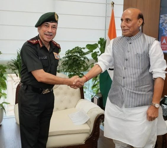 LancerFlying's tweet photo. A retired *** Lieutenant General pulled out from retirement and made a **** CDS
Accha ye jo "pulled out from retirement" waale hain, are they considered as "retired re-employed" or back into regular service at a higher rank which will result in a recalculated pension award again? https://t.co/DUNFx0GsX5