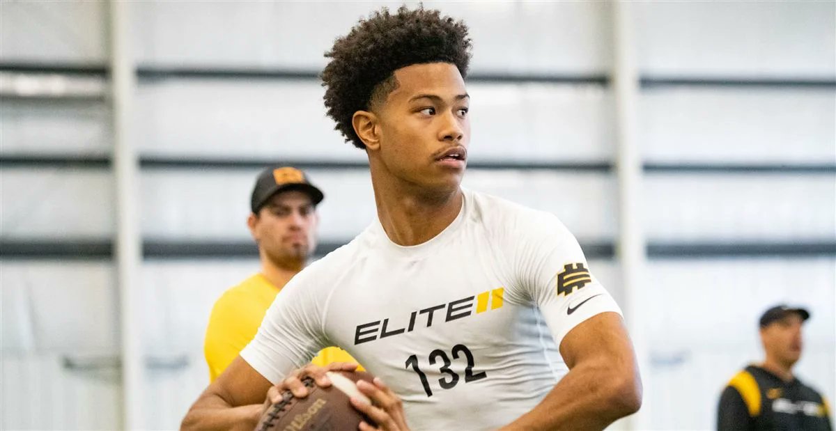liamhickeytv's tweet photo. Excited to announce I will be contributing to 247Sports this summer for InsideTheU, providing regional coverage from the Midwest and Chicago area.  

In my first article, I spoke with Israel Abrams on who he's currently recruiting heading into his official visit this weekend. 

VIP: Fresh off his Co-Alpha Dog performance at the 2026 Elite 11 Finals, Elite QB commit Israel is recruiting top targets ahead of his OV to Miami

https://t.co/TQpjzr25py