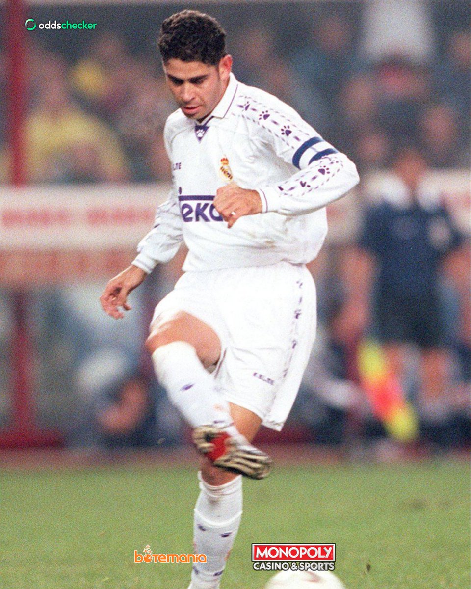 OddscheckerES's tweet photo. 😳⚪ ENRIQUE RIQUELME ANUNCIA A FERNANDO HIERRO PARA LA FÁBRICA DEL REAL MADRID

La candidatura de Enrique Riquelme a la presidencia del Real Madrid sigue tomando forma y ya tiene un nuevo nombre de peso.

El empresario ha anunciado a Fernando Hierro para dirigir La Fábrica. https://t.co/IZcLQ3EOar