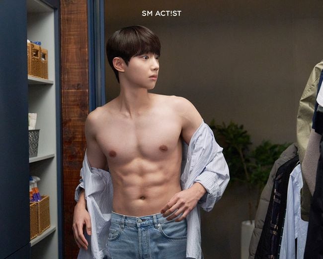 yaoidots's tweet photo. Dots mumpung yang di bawah lagi tegak, mau ngentot sampai malem? Ngobrol dulu bentar sambil ngocok kalau enak baru lanjut (02) https://t.co/jmnNXF8f6T