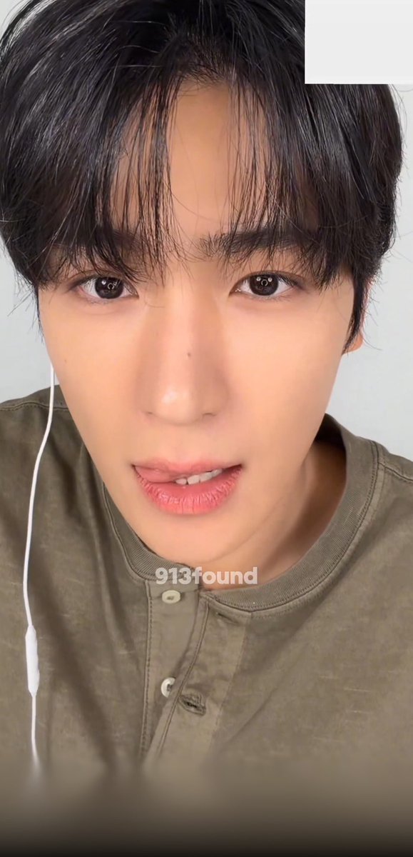 hyunjaesprite's tweet photo. my pretty pome darling bear i love you https://t.co/rzETMuCKJx