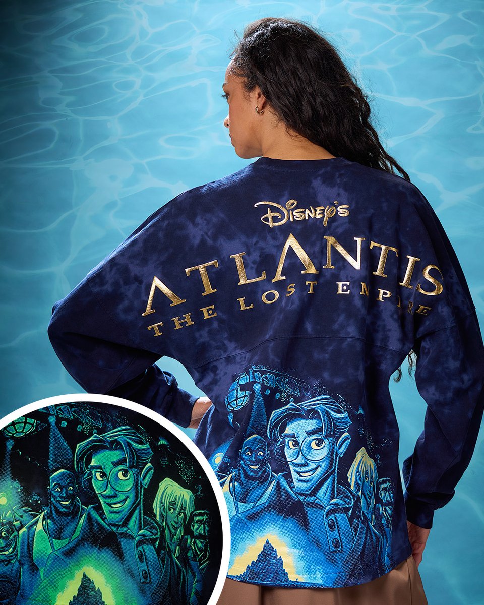 disneystore's tweet photo. Go where the dream takes you in this Atlantis: The Lost Empire 25th anniversary Spirit Jersey with glow-in-the-dark details. 📖 👓 🌊 https://t.co/KAeRS2T77e https://t.co/fFf9QDBwmJ