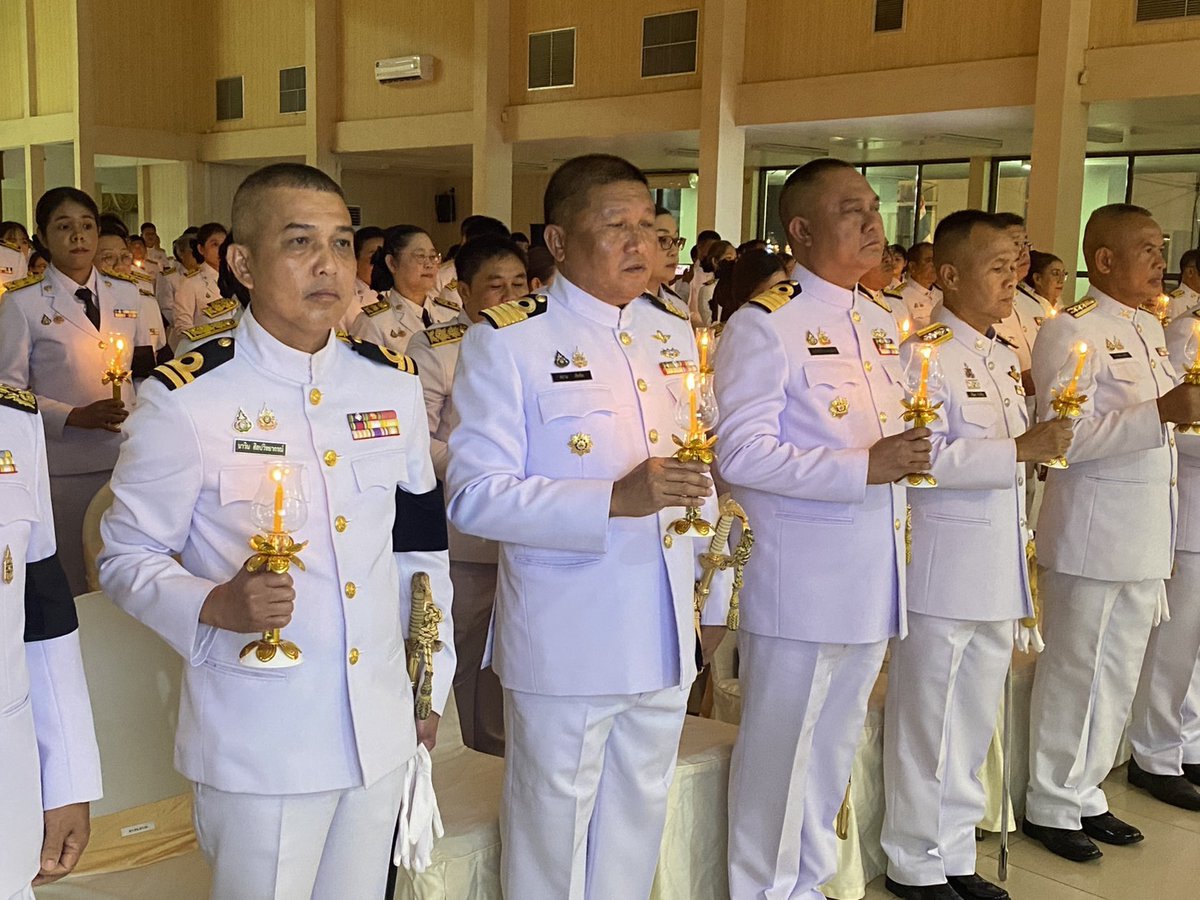 isoctrat's tweet photo. เมื่อ ๓ มิ.ย.๖๙ ร่วมพิธีถวายเครื่องราชสักการะและวางพานพุ่ม และพิธีจุดเทียนถวายพระพรชัยมงคล เนื่องในโอกาสพระราชพิธีมหามงคลเฉลิม พระชนมพรรษา ๔ รอบ สมเด็จพระนางเจ้าฯ พระบรมราชินี ๓ มิถุนายน ๒๕๖๙  ณ ศาลาประชาคมจังหวัดตราด https://t.co/Ec7NfdLuaV https://t.co/EFe3yl1YH1