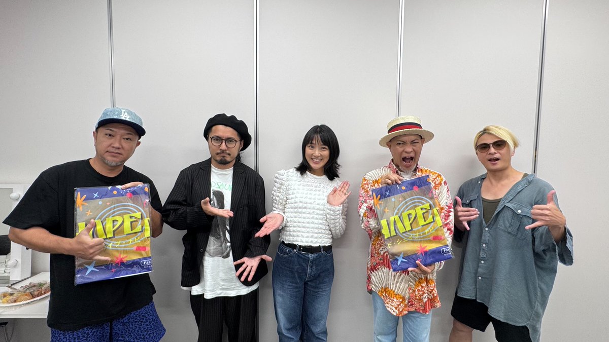 GoodShapeNavi's tweet photo. 📣CBCラジオ『エニタイムフィットネス プレゼンツ 竹内由恵のGood Shape Navi』 毎週月曜20時から！

次回6月8日(月)も沖縄特別編！🌴
「ANYTIME FITNESS Japan Conference 2026 in OKINAWA」の前夜祭を、本当に素敵なライブで大いに盛り上げてくださった、沖縄が誇るロックバンド #かりゆし58 のみなさんをゲストにお迎えします！

今年デビュー20周年を迎えた、かりゆし58のみなさんの音楽に対する想いや、地元沖縄という土地に対する想い、そして前夜祭でのライブ音源から、あの名曲を特別にオンエアします！

ぜひぜひお聞き逃しなく！！
ラジコプレミアムなら全国どこでも視聴可能！
https://t.co/GrjL1dUaEK