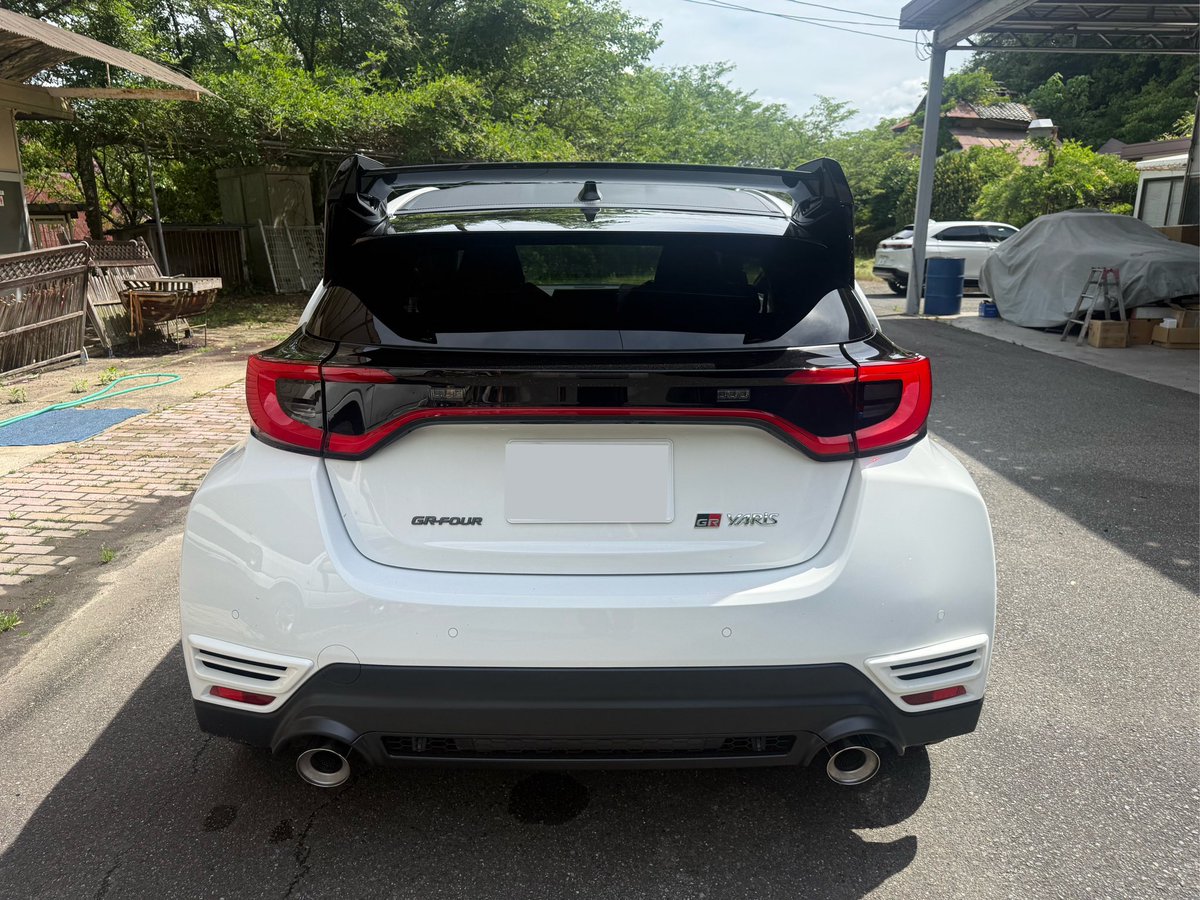 come_tec36426's tweet photo. A様、GRヤリス 26式 RC DAT Aero performance package本日納車受取りました✨✨ https://t.co/grldDxhVQr