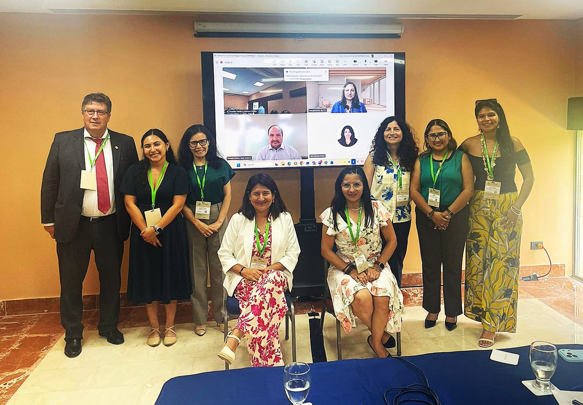AAPSBolivia's tweet photo. Como parte de las actividades que desarrolla la delegación boliviana LATINOSAN 2026, participamos en el Comité Estratégico Regional del Programa SIRWASH II (Servicios Sostenibles e Innovadores de Agua, Saneamiento e Higiene en Zonas Rurales) https://t.co/HO9Ix0UTcp