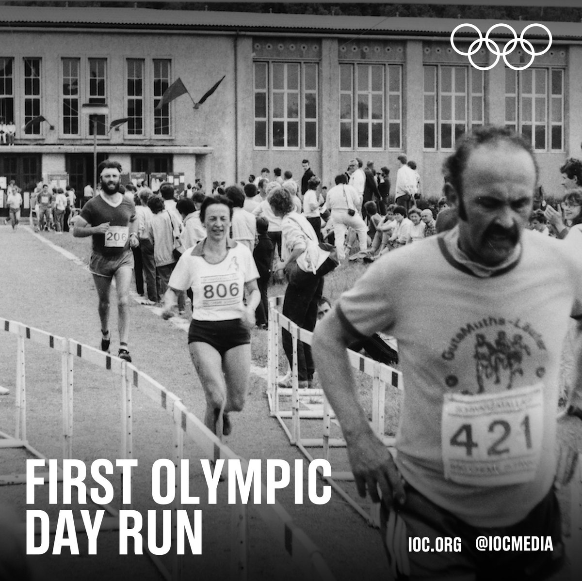 iocmedia's tweet photo. Looking ahead to Olympic Day later this month, let's spotlight the very first Olympic Day Run in 1987🏃

#ThrowbackThursday 

Find out more📎 https://t.co/Rl7p2uprnU https://t.co/iRsD2fC5eB