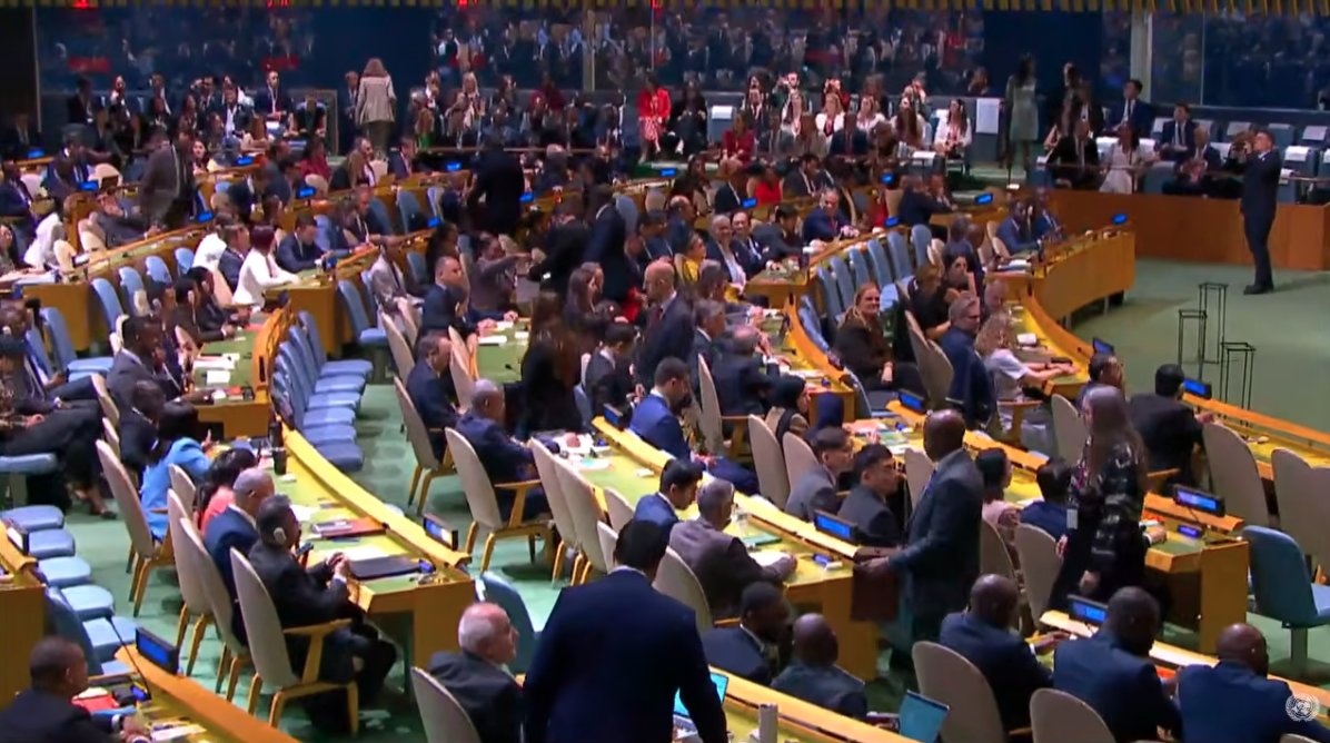 argyll_mb's tweet photo. NOW: UN representatives vote for the new five nonpermanent members of the United Nations Security Council. The Philippines is campaigning for its fifth term in the UNSC. The last time it was part of the council was in 2005. (YouTube/UN) @manilabulletin https://t.co/UFeet2QPnx