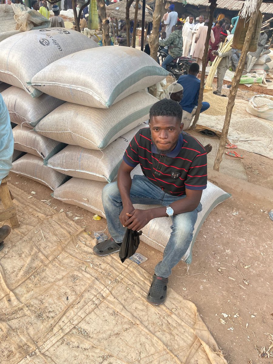 Denisontsekohol's tweet photo. I love this picture.

Maybe I will frame it and hang it on my wall. It is a symbol of hope and rebirth for me.

When I lost my business and everything went down for me, ₦1,000 was a huge amount of money.

My parents were the ones sending me food in the city and even assisted in paying house rent🙈🙈

A terrible experience…

As a family man, I knew it was dangerous to remain in that situation. So, I made up my mind.

To restart from zero, regardless of the shame.

I headed to Kano State, not knowing anyone there and not understanding Hausa, which is the common means of communication.

But I moved anyway.

Luckily, God had prepared someone to welcome me safely and show me around.

On this particular day, we visited a chili pepper market in Kano State. 

Immediately I saw it, I knew it could generate revenue for me.

I took beautiful pictures with my iPhone 12 Pro Max, posted them on Facebook, and within minutes, two people reached out to me.

I gave them my price, and they paid instantly.

For the first time in a long while since 2022, I saw ₦3.7million in my bank account.

Of course, that wasn’t pure net profit. 

But those millions boosted my confidence and reminded me that there is money in Nigeria and that people still trusted me despite the public failure and social media backlash.

From that day forward, it has been glory to glory.

✍🏻Do I still have challenges? Yes
✍🏻Do I still want to continue doing agribusiness? Yes.

We are not stopping anytime soon until we become a beacon of hope for the next generation that wants to build wealth through agriculture.

It is possible, sir.

Also, if you have lost money in agriculture before, don’t give up.

Remember, in agriculture, you don’t make money by owning a farm; you make money by selling farm produce.

Hit the market unashamedly and start helping others sell their farm produce.

There are still millions to be made in this sector. Go out there and get your portion.

Good luck.

#BillionaireFarmer