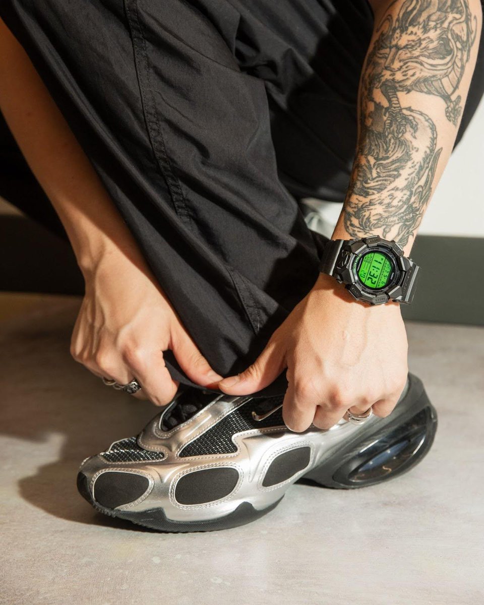GShock_US's tweet photo. Laced up. Tatted up. Green glow leading the way.

⌚️: GD010BEG-1

Explore here: https://t.co/JJtdfPCD1l https://t.co/3zDTmGj32P