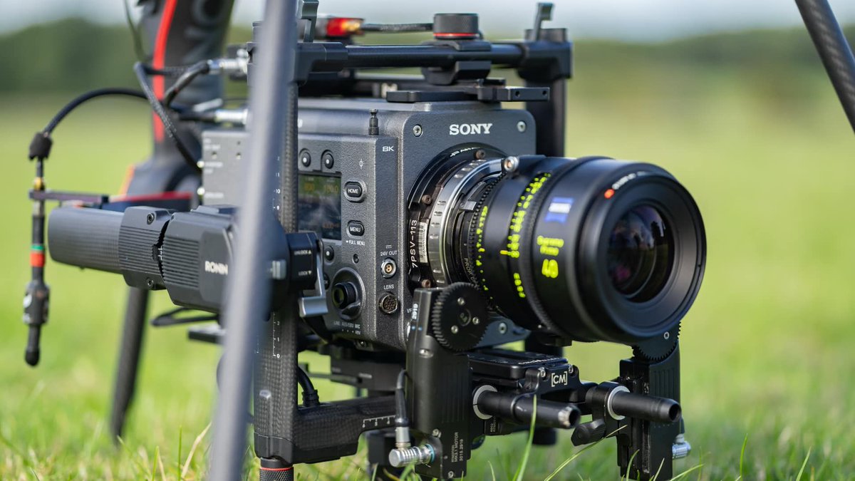 RedSharkNews's tweet photo. Sony is developing RIALTO 65, a 65mm format sensor block for the VENICE 2. It has 2.2x the light-receiving area of full-frame, supports 9.6K open gate, and targets a first-half 2027 release. On show at Cine Gear Expo. https://t.co/J6mGvLczV1 #Sony #VENICE2 #LargeFormat https://t.co/C52gLeBFWd