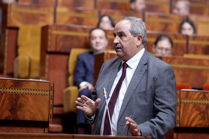 makemorocco's tweet photo. 🔴INFO RECHERCHE🔬🇲🇦 

Face à un budget jugé insuffisant, les députés interpellent le ministre Azzedine El Midaoui sur l'urgence de réformer le financement de la recherche scientifique au Maroc : 

📉Moins de 1% du PIB alloué au secteur, loin de la moyenne mondiale. 
⚖️Adoption de la nouvelle loi 59.24 pour structurer légalement les laboratoires. 
💰Appel au secteur privé pour renforcer l'investissement et l'innovation.