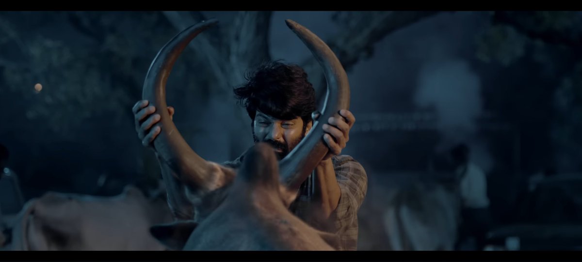 AnanthuBackup's tweet photo. Peak Cinema Verar...🙌🔥🔥
Just Release Date Announcement VIDEO Quality😎🔥🔥🔥

https://t.co/ujxS25DLvg

Sure Shot #Arya Goat Level Comeback 
🔥🔥

Mollywood Team🙌😎🔥

June 25 Release💥🔥
#Ananthankaadu https://t.co/QeVshTqJOR