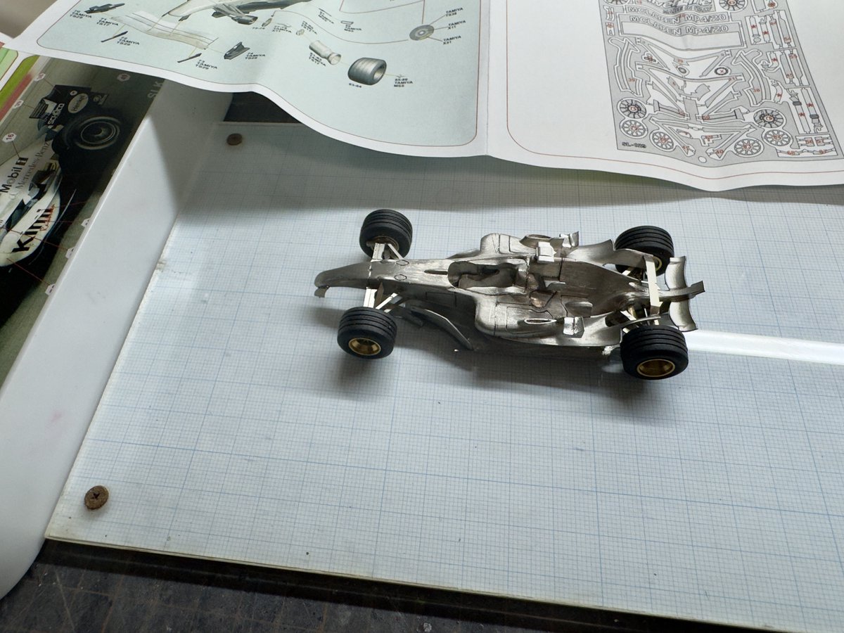 MTRMODEL's tweet photo. TAMEOのMP4-20もやってます
8月の締切まで間に合うかな〜
#F1ミーティング https://t.co/TBh63Vw9qr