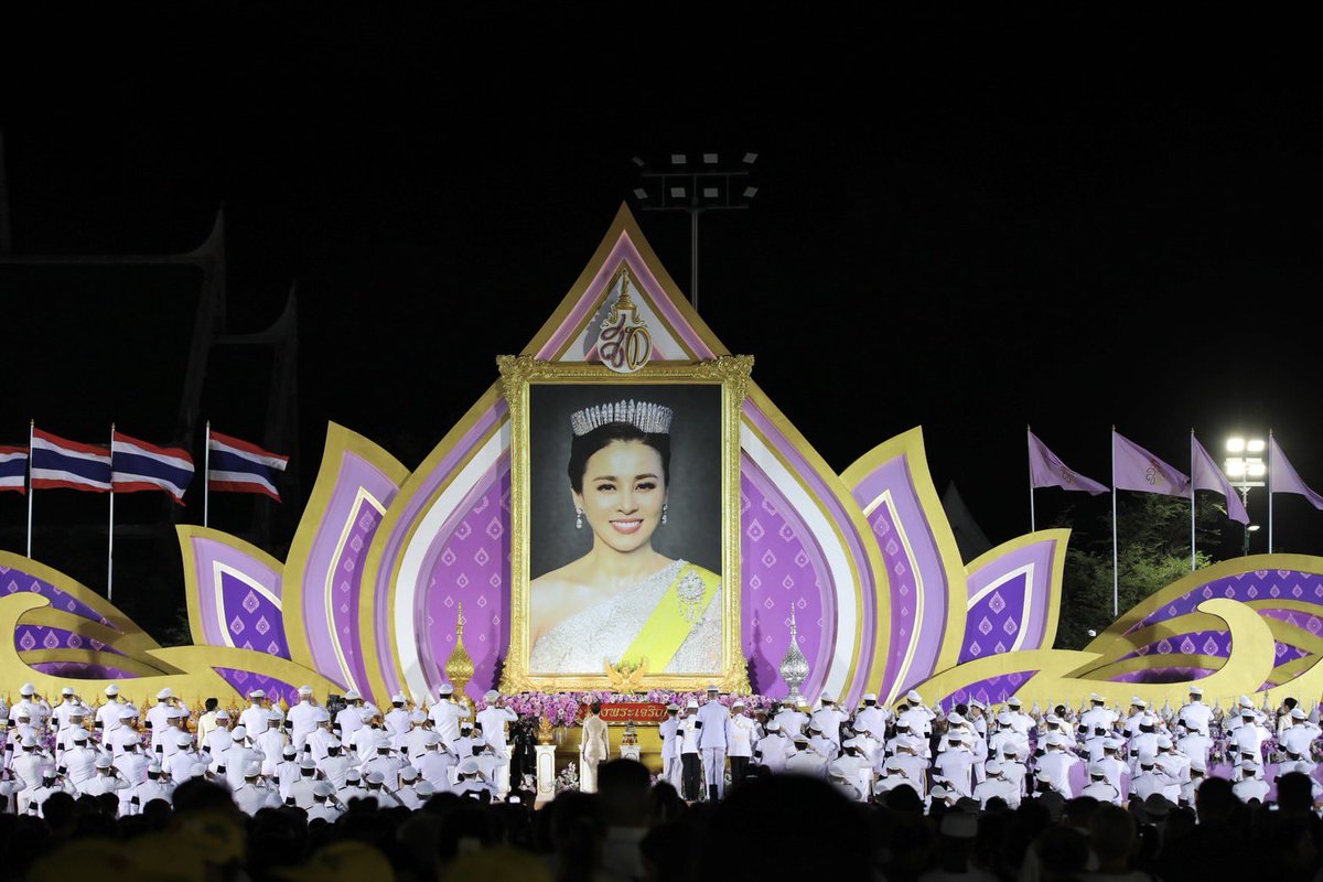 GolfUcation's tweet photo. ขอพระองค์ทรงพระเจริญ💜🙏🏻

รมช.ศธ.อัครนันท์ ร่วมพิธีจุดเทียนชัยถวายพระพร เนื่องในโอกาสพระราชพิธีมหามงคล เฉลิมพระชนมพรรษา 4 รอบ สมเด็จพระนางเจ้าฯ พระบรมราชินี 3 มิถุนายน 2569 ณ ท้องสนามหลวง 
#พระราชินีสุทิดา #อัครนันท์กัณณ์กิตตินันท์ #พรรคเพื่อไทย #ครู https://t.co/fK55p6Y1a3